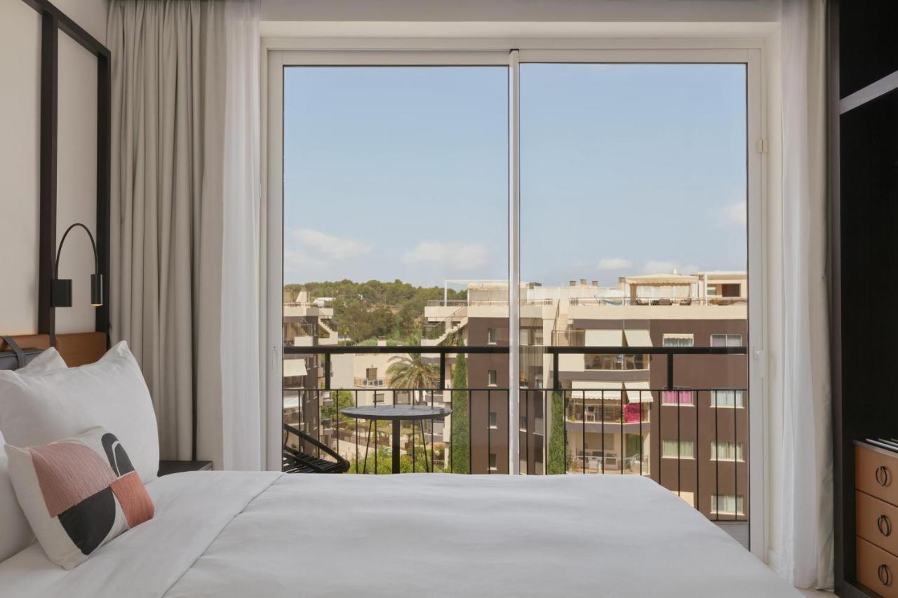 Hotel Riomar, Ibiza, A Tribute Portfolio Hotel Santa Eularia des Riu Bagian luar foto