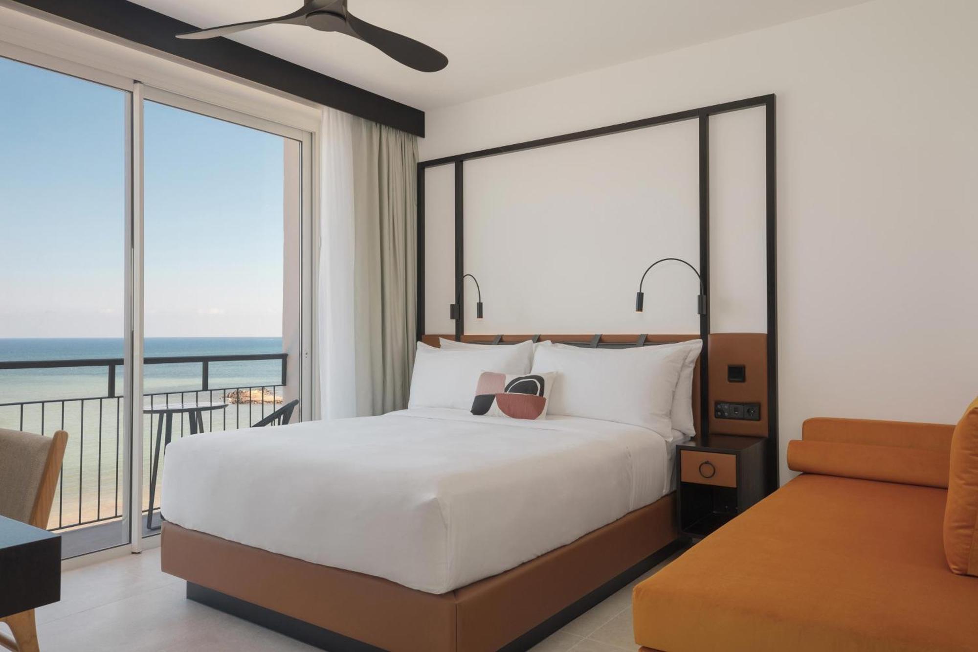 Hotel Riomar, Ibiza, A Tribute Portfolio Hotel Santa Eularia des Riu Bagian luar foto